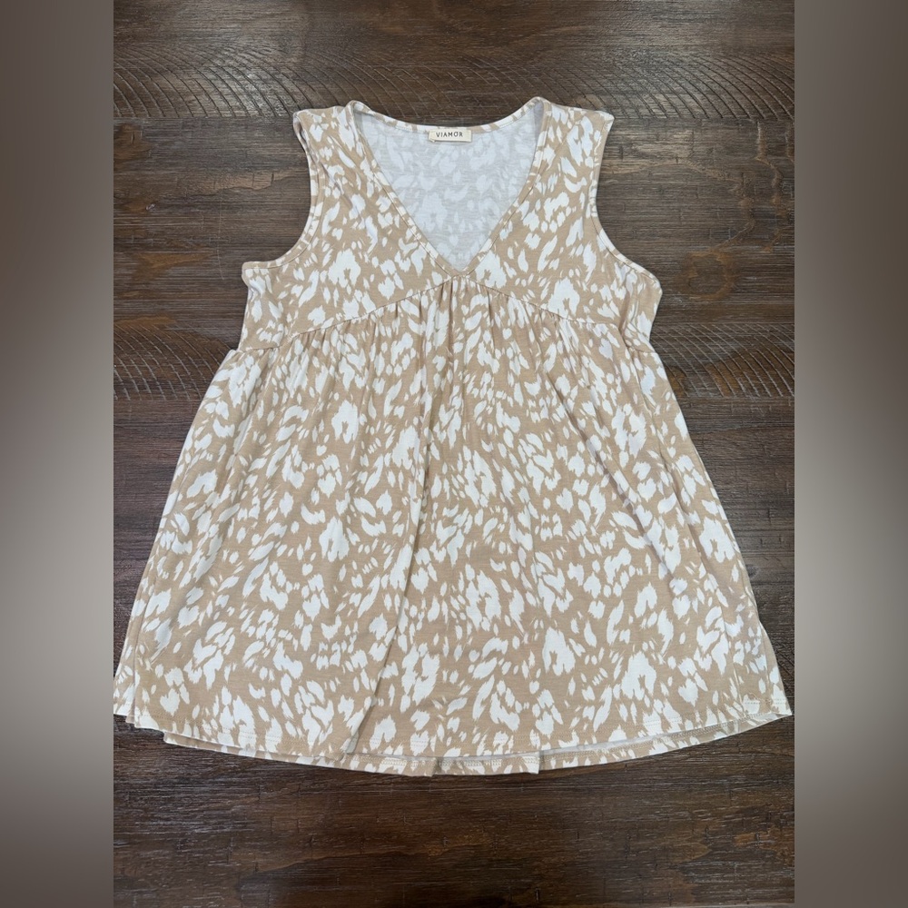 Beige and White Sleeveless Top Size Large